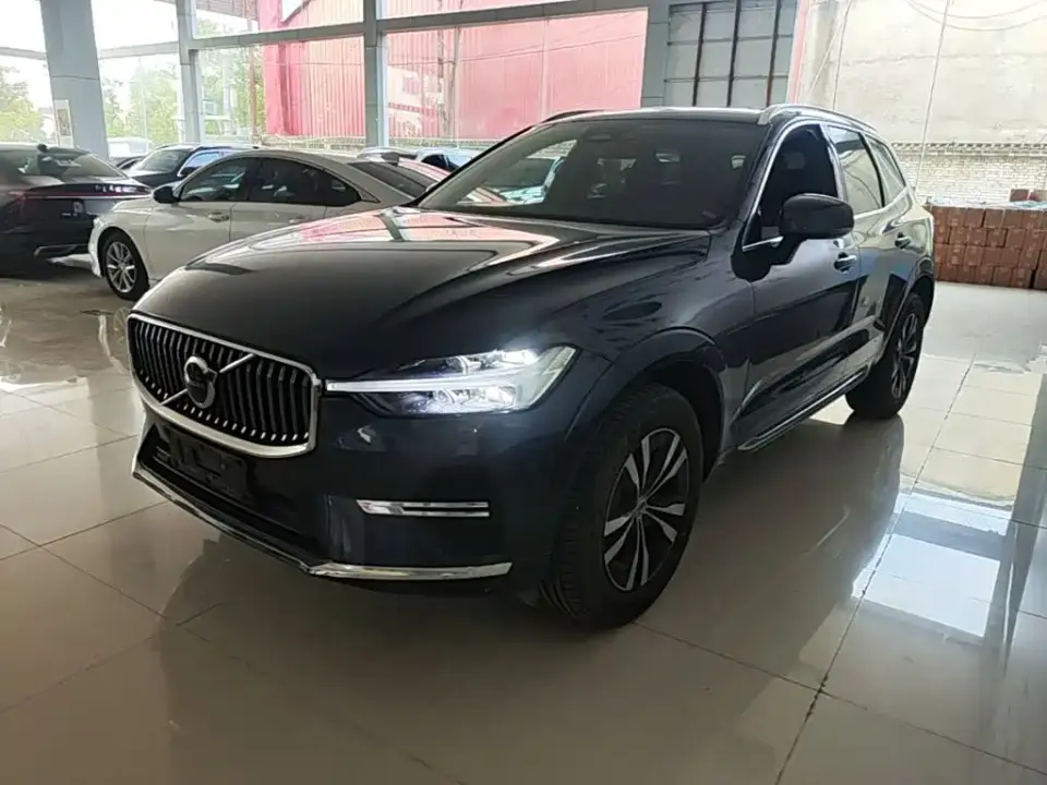 Volvo XC60 B5 AWD Zhiyi Luxury Edition 2024