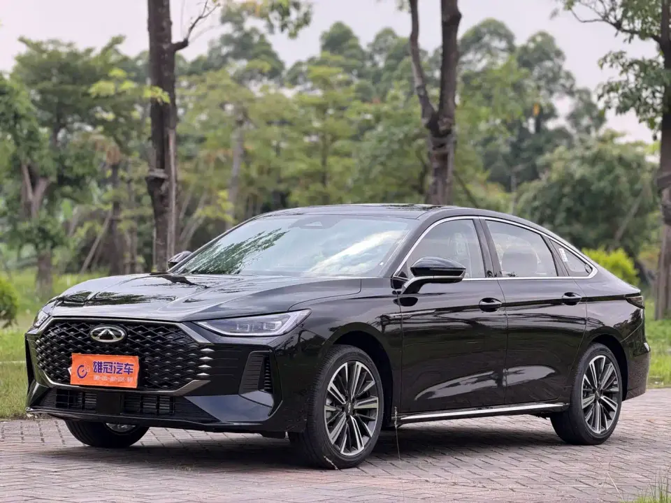 Chery Arrizo 8 PRO Pro 1.6T Luxury 2026