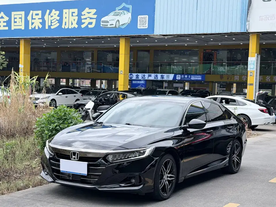 Honda Accord 260TURBO Phantom Night Premium 2022