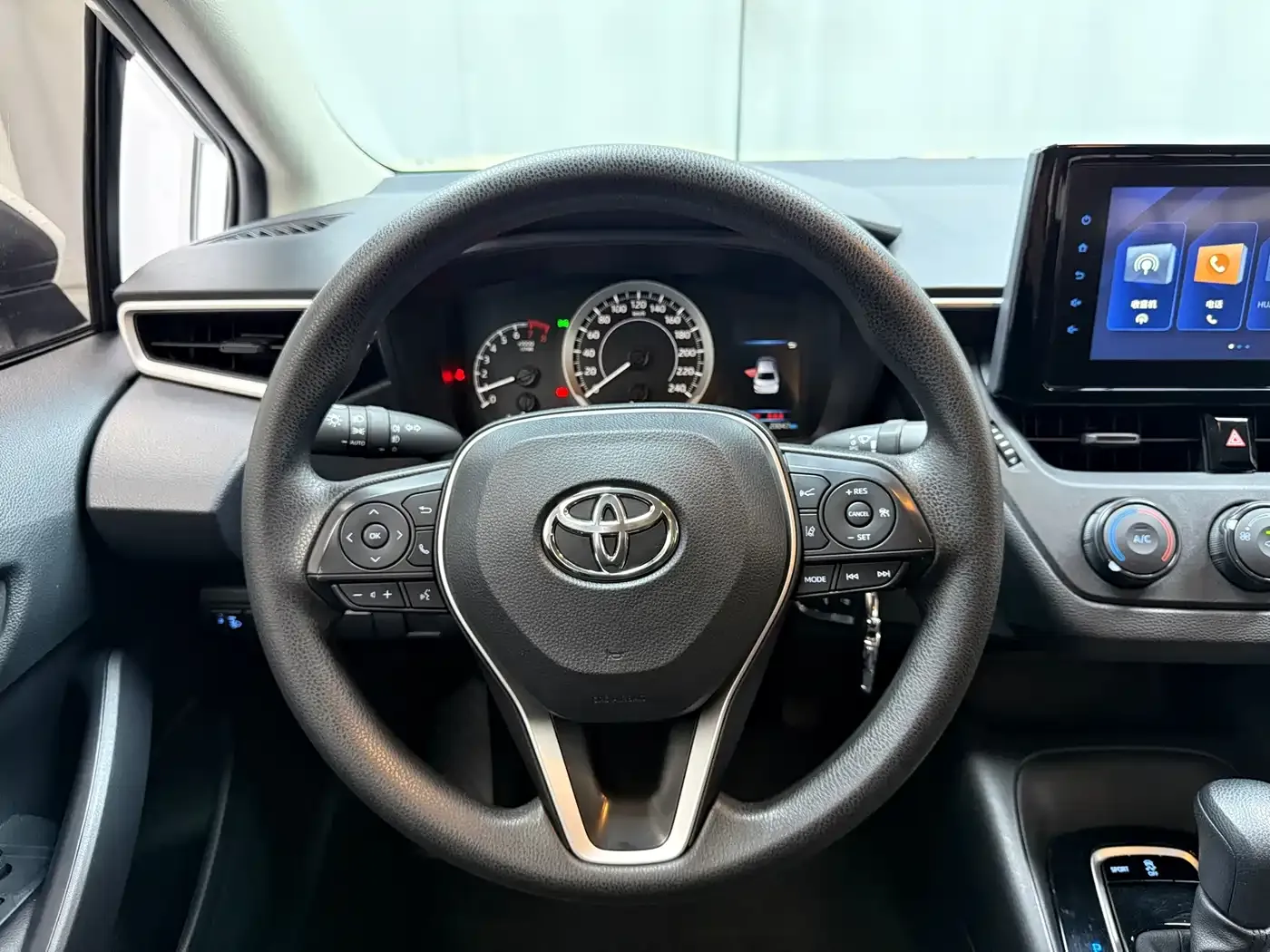 Toyota Corolla 1.5L Pioneer Edition 2022 — фото 8