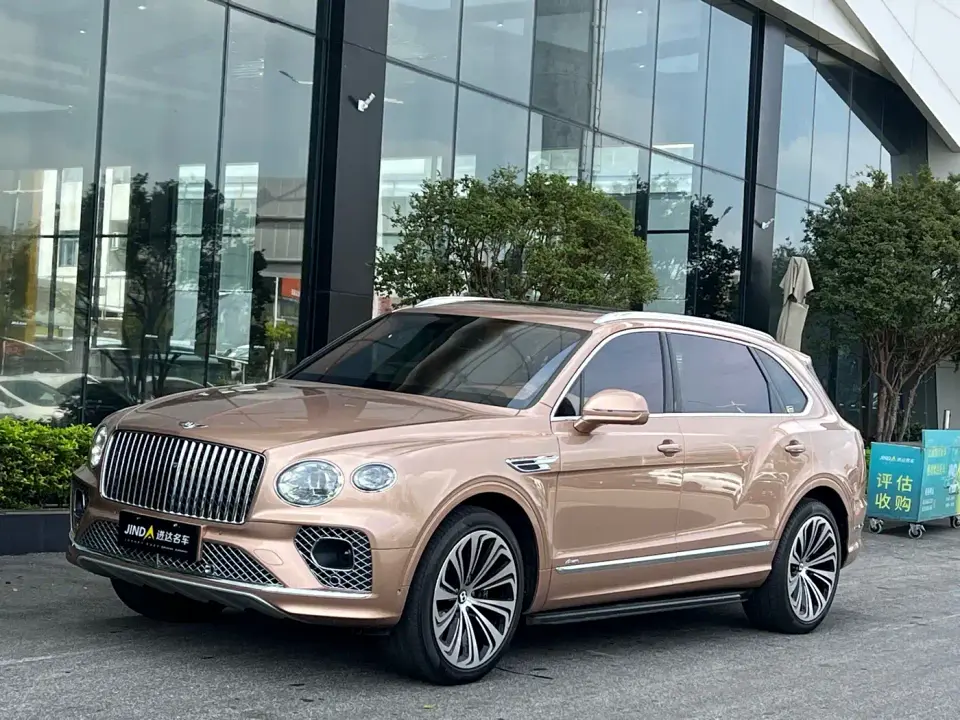 Bentley Bentayga 4.0T V8 Long Wheelbase Elegance Edition 2023