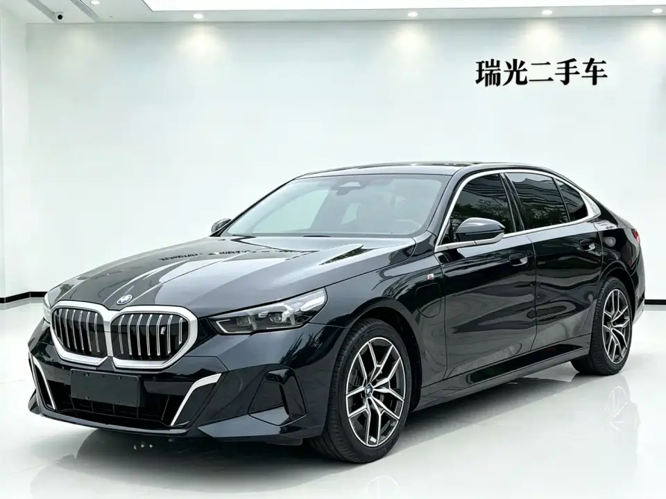BMW i5 eDrive 35L M Sport Package 2025