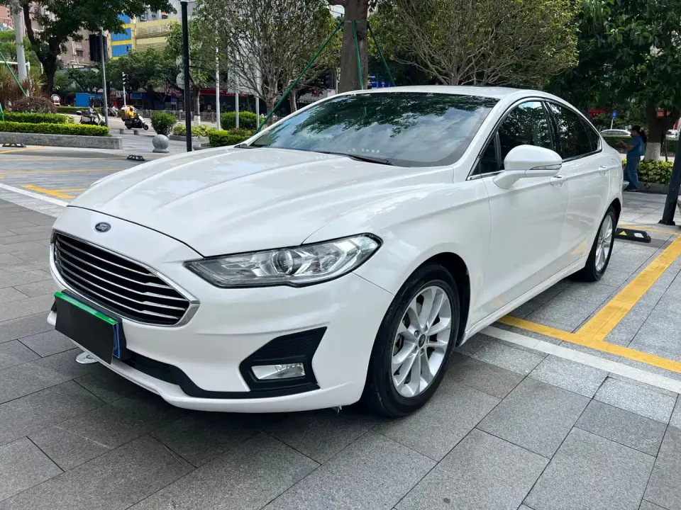 Ford Mondeo EcoBoost 180 Fashion 2021