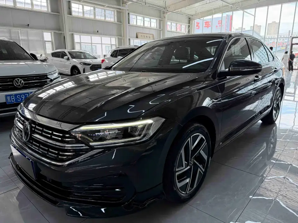 Volkswagen Sagitar Model Year 280TSI DSG Surpass Edition 2023