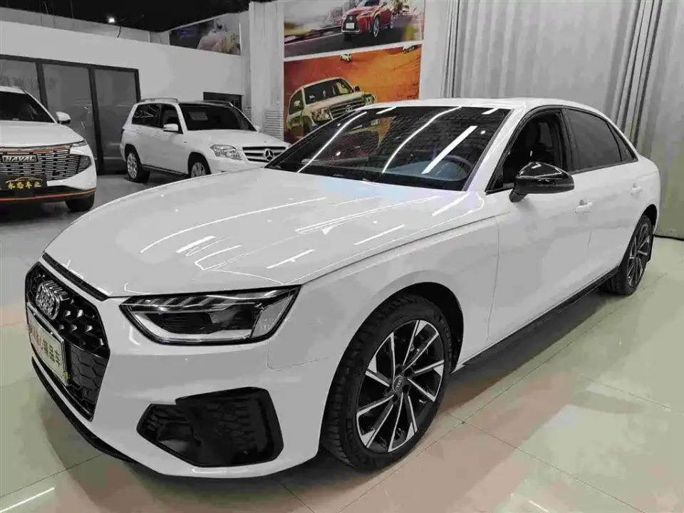 Audi A4L 40 TFSI Luxury Sport 2023