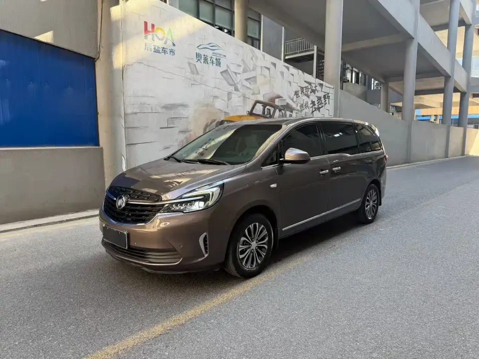 Buick GL8 Land Business Class 652T Smart Luxury 2021