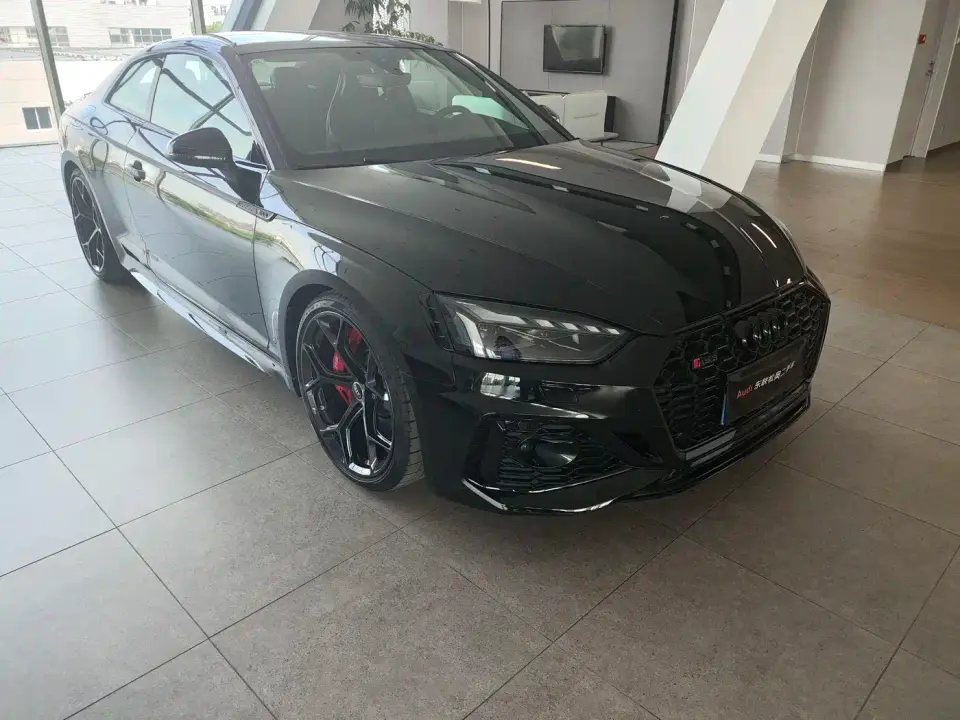 Audi RS 5 2025