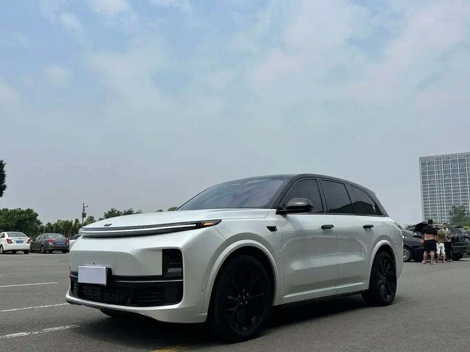 Li Auto Li L8 Air 2023