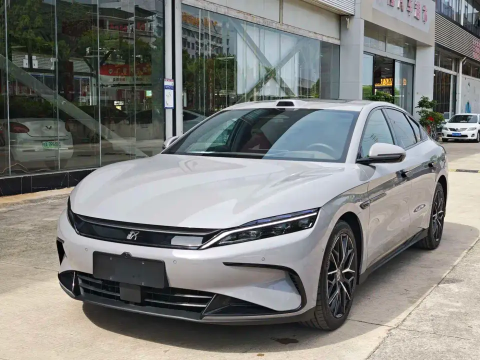 BYD Han DM-i Smart Driving Edition 125KM Honor 2025
