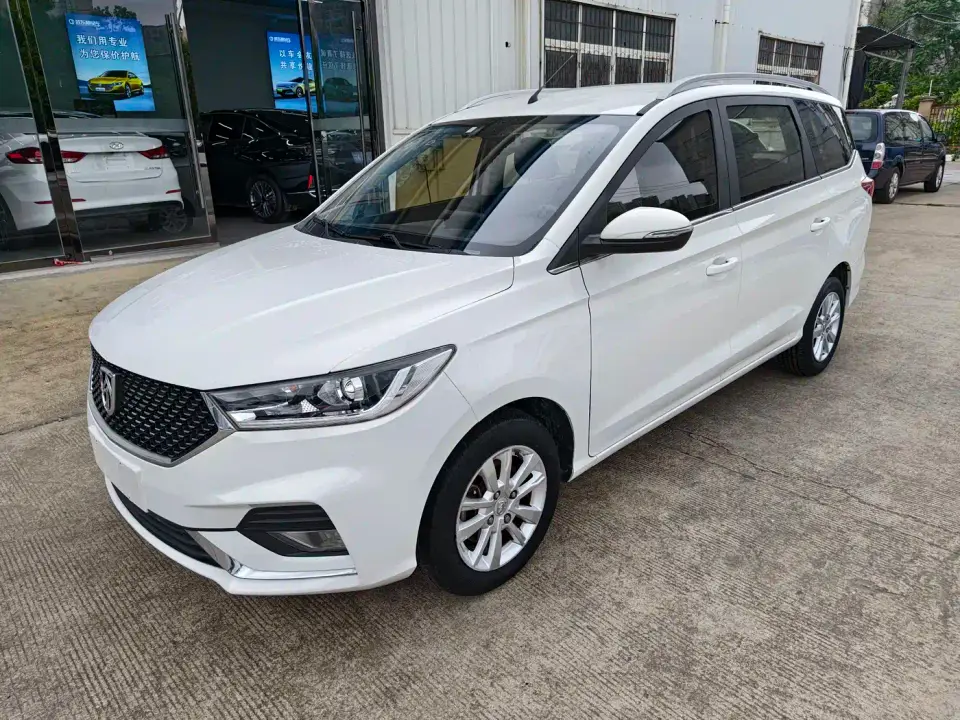 Baojun 360 1.5L CVT Elite (China VI) 2020