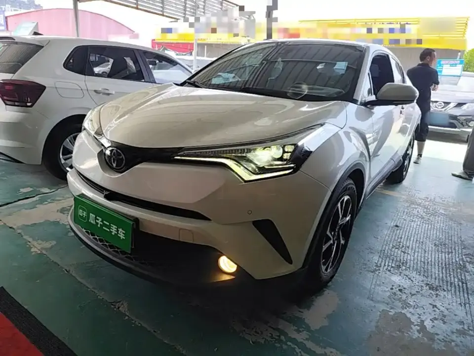 Toyota C-HR Model 2.0L Luxury 2020