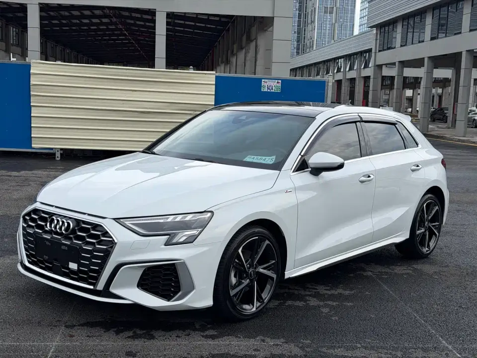 Audi A3 Facelift Sportback 35 TFSI Fashion Sport 2023