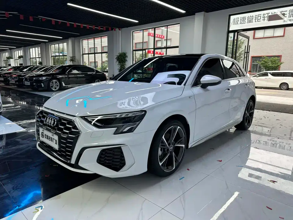 Audi A3 Facelift Sportback 35 TFSI Fashion Sport 2024