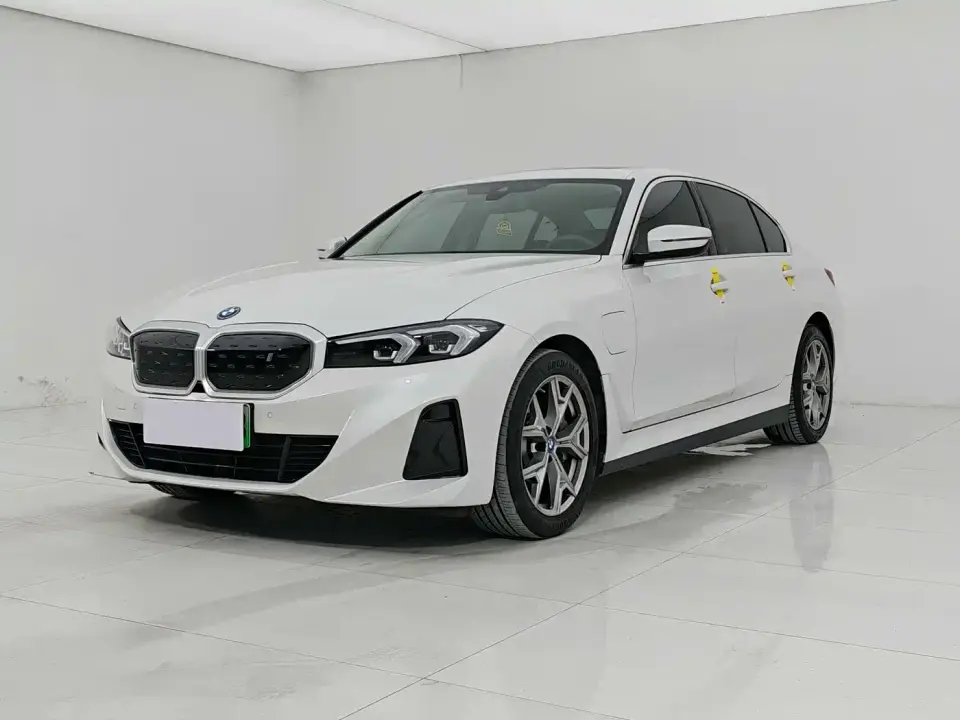 BMW i3 eDrive 35 L 2023