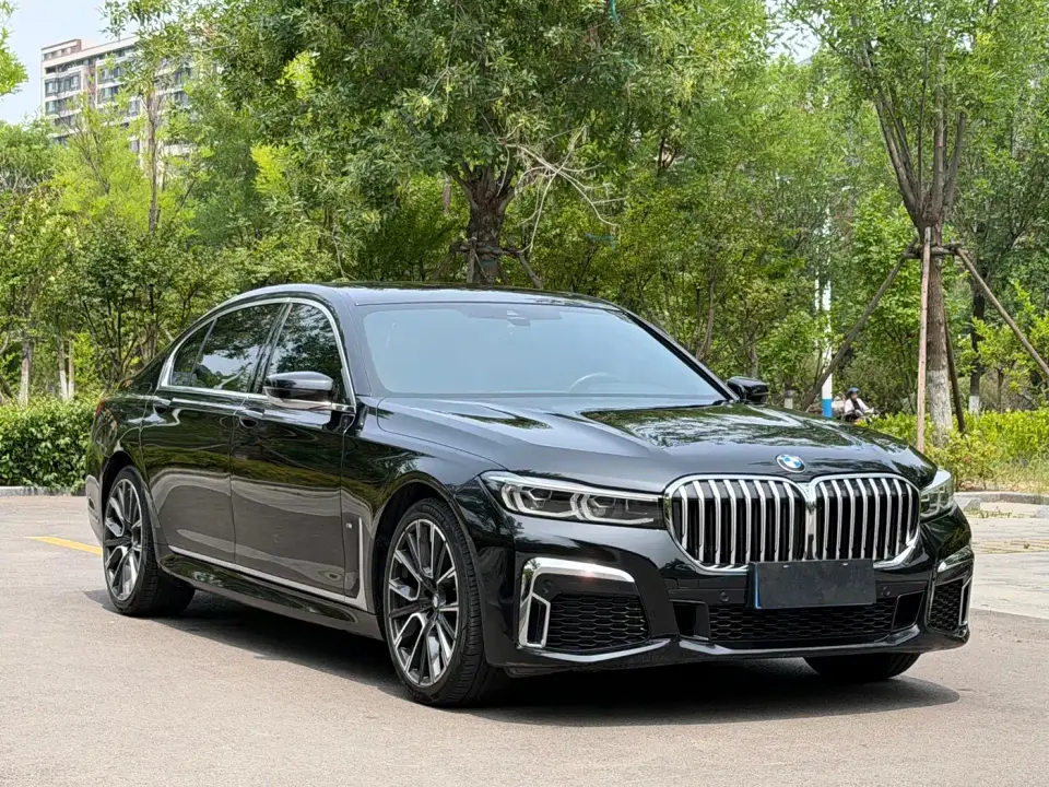 BMW 7 Series Model 730Li M Sport Package 2021