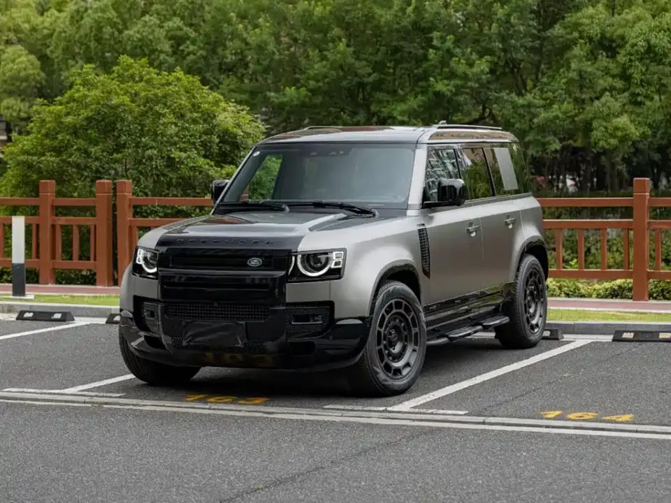 Land Rover Defender 110 3.0T P400 X 2024