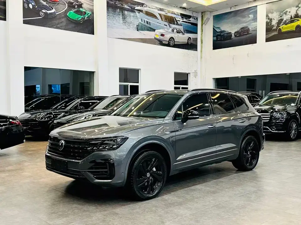 Volkswagen Touareg 3.0TSI R-Line Black Sports Package 2023