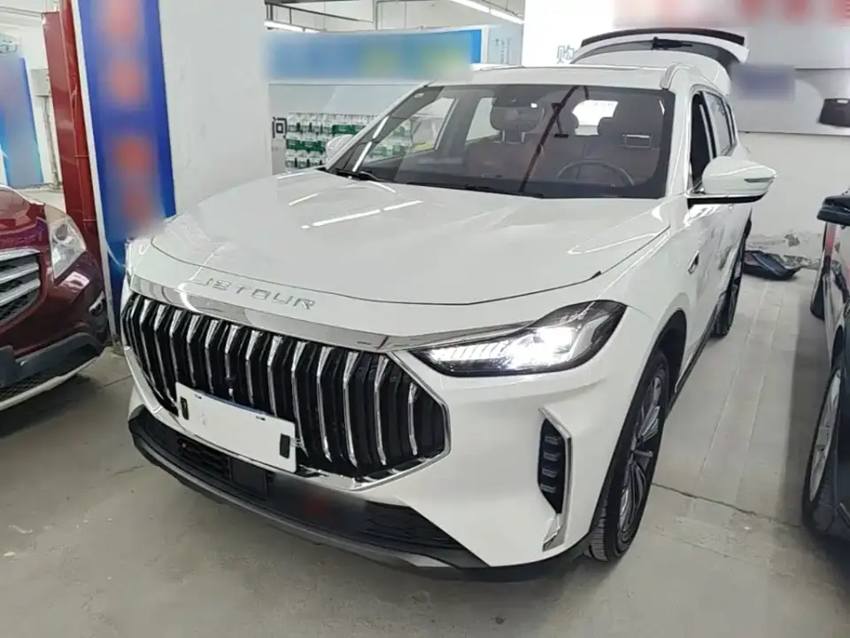 Jetour X70 PLUS 1.5T CVT Flagship PRO 5-seater 2025