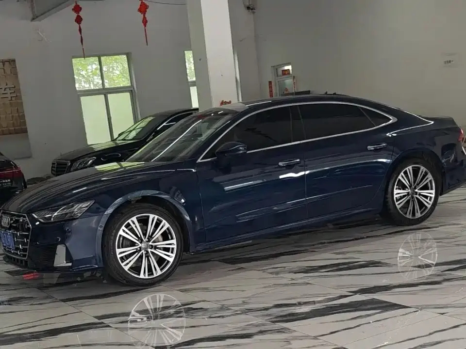 Audi A7L 45 TFSI Luxury 2024