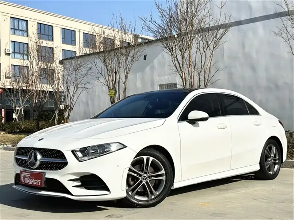 Mercedes-Benz A-Class Second Facelift A 180 L Sport Sedan 2020