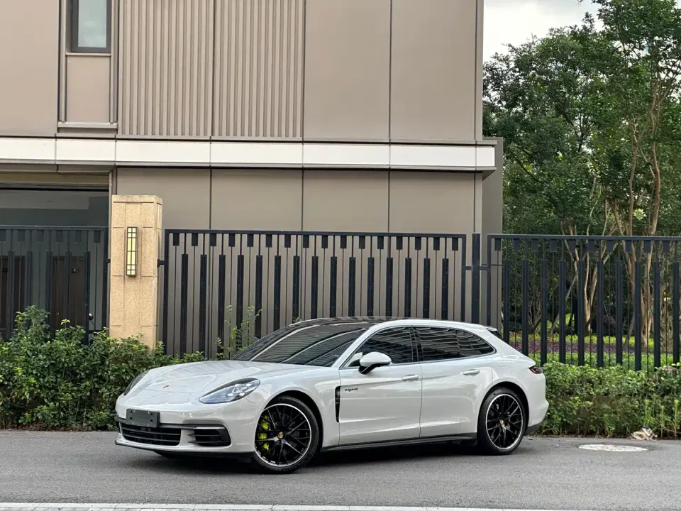 Porsche Panamera New Energy Panamera 4 E-Hybrid Sport Turismo 2.9T 2019