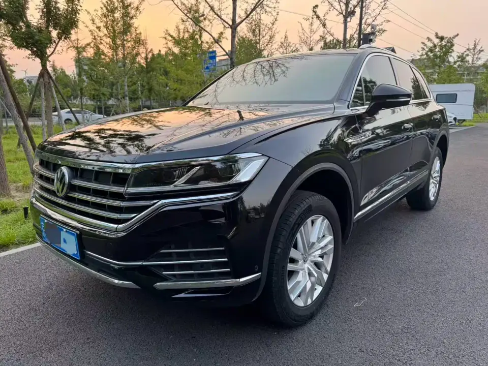 Volkswagen Touareg 2.0TSI Sharp Wing Edition China V 2019
