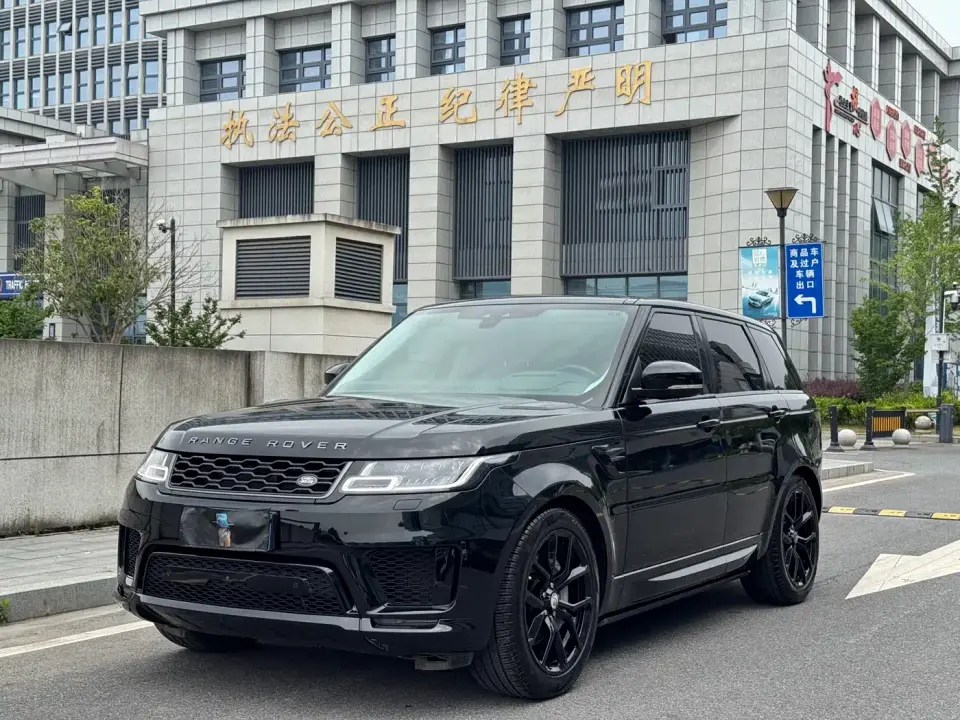 Land Rover Range Rover Sport 3.0 L6 HSE DYNAMIC 2020