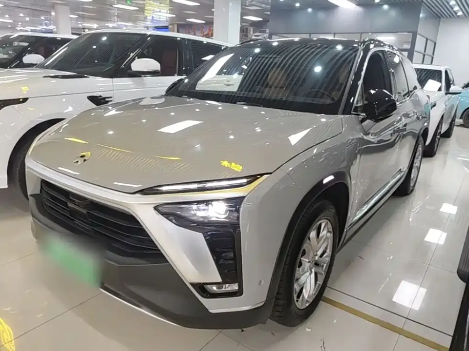 NIO ES8 Model 100kWh 6-Seater 2023