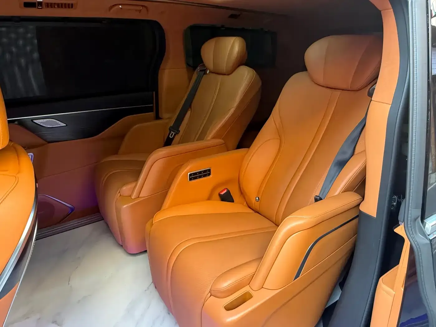 Wey Alpine AWD Executive Long Wheelbase 2024 — фото 12