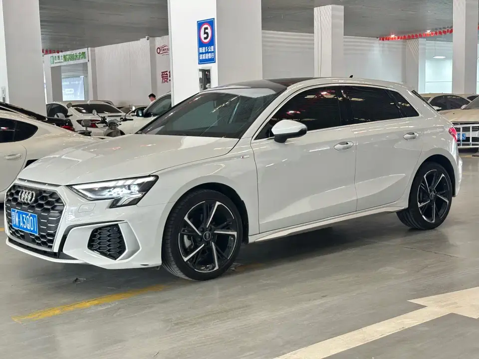 Audi A3 Sportback 35 TFSI Luxury Elegance 2023