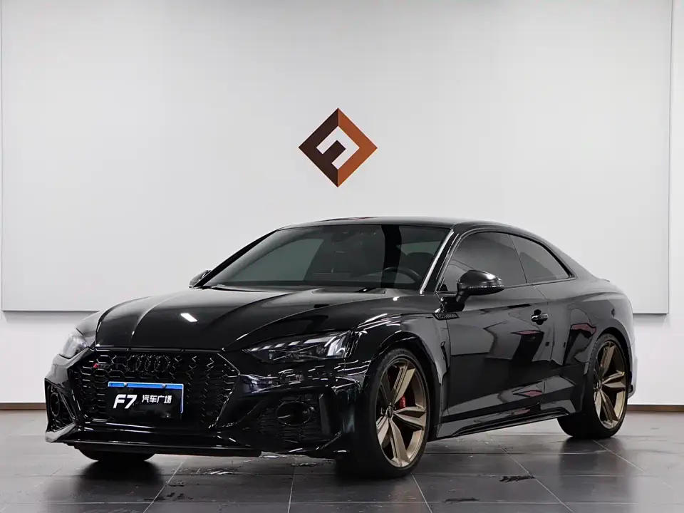 Audi RS 5 Model RS 5 2.9T Coupe Dark Gold Edition 2025
