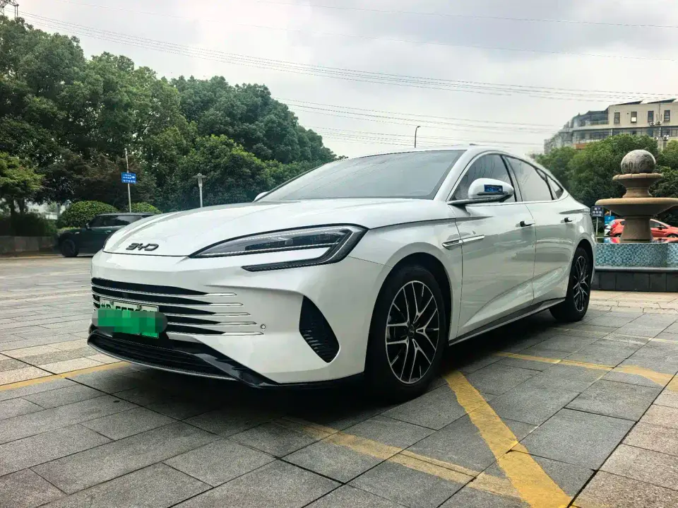 BYD Seal DM-i 1.5L 121km Luxury 2024