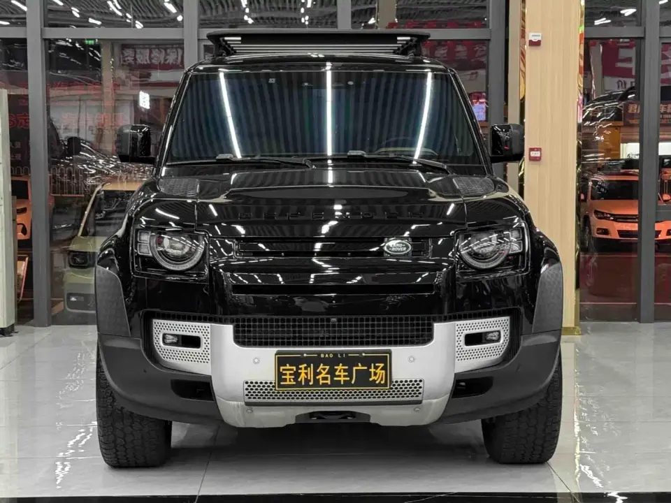 Land Rover Defender 110 3.0T P400 X-DYNAMIC HSE 2024