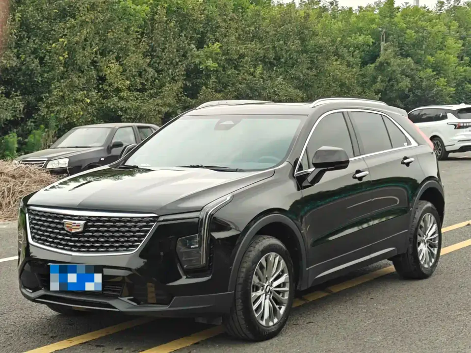 Cadillac XT4 28T 2WD Luxury 2025