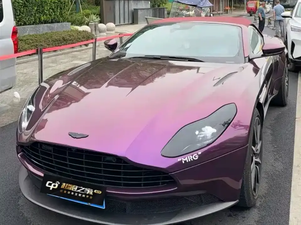 Aston Martin DB11 4.0T V8 Volante 2023