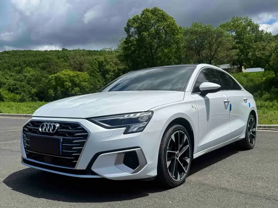 Audi A3 A3L Limousine 35 TFSI Luxury Elegance 2023