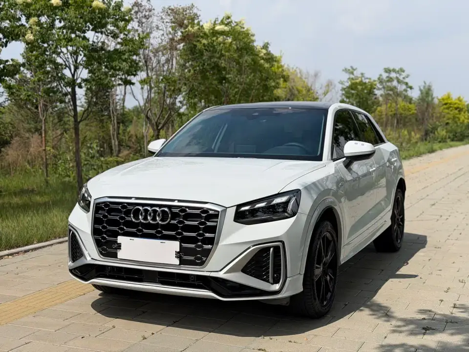 Audi Q2L 35 TFSI Fashion Dynamic 2022