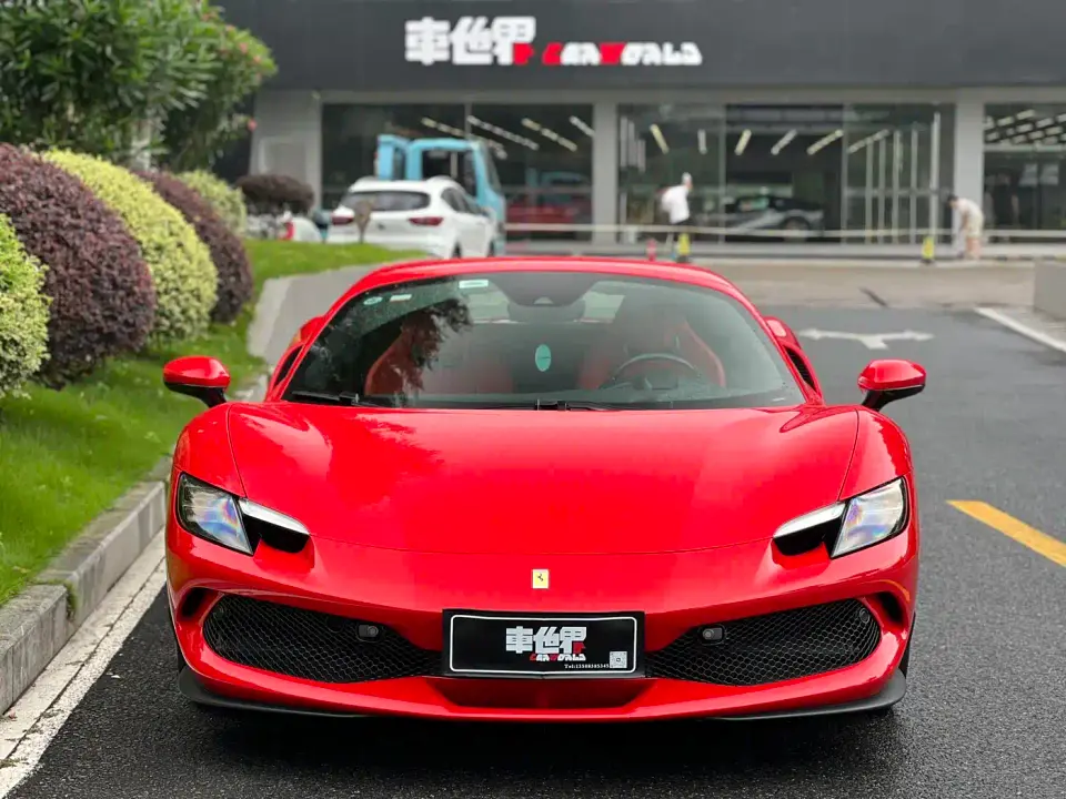 Ferrari 296 3.0T V6 GTS 2024