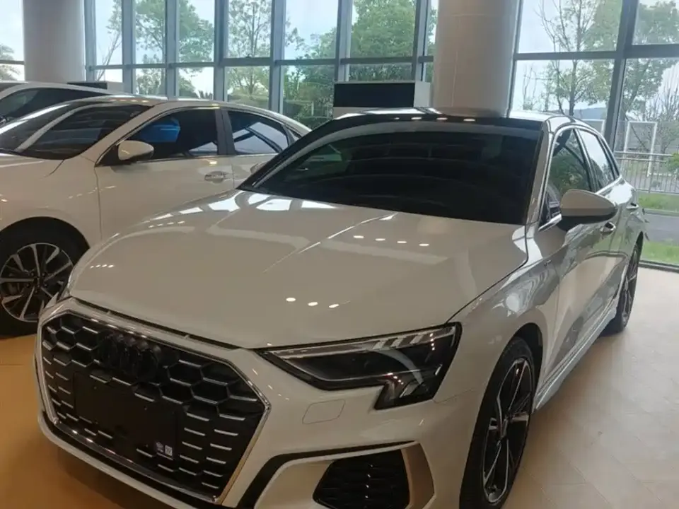 Audi A3 Facelift Sportback 35 TFSI Fashion Sport 2023