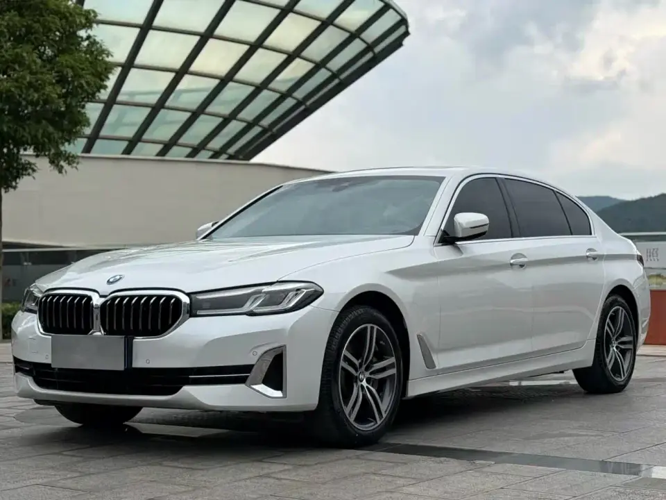 BMW 5 Series Facelift 530Li Leading Luxury Package 2023