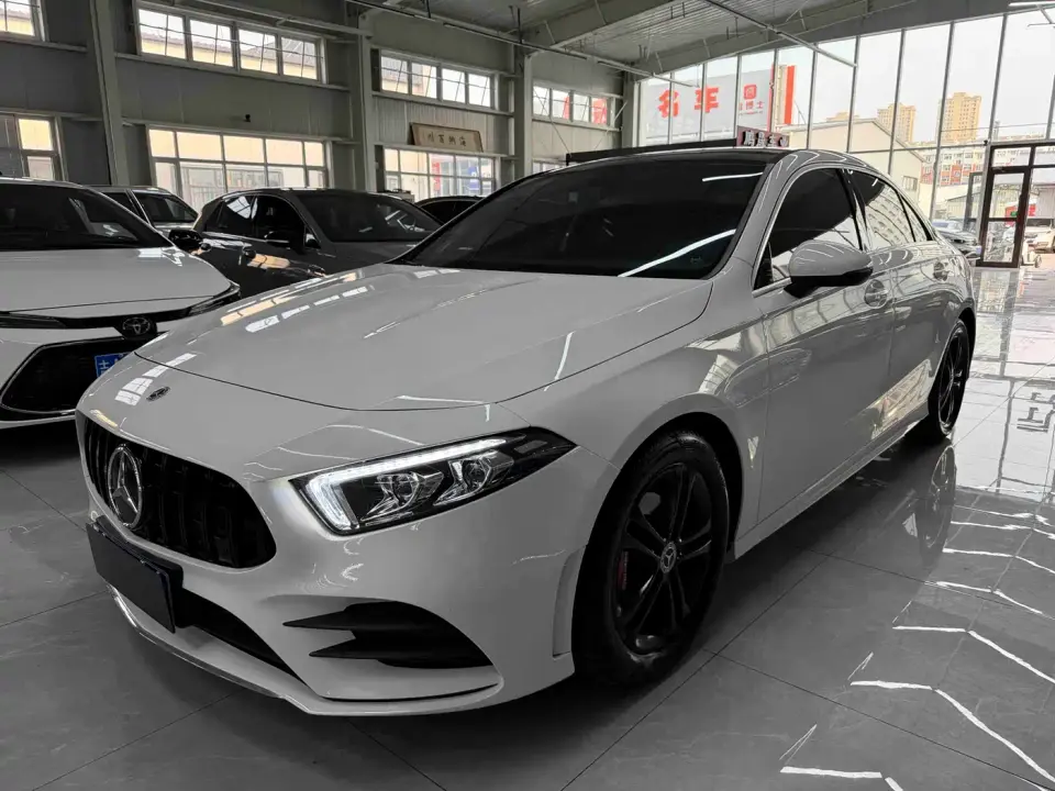 Mercedes-Benz A-Class A 180 L Sport Sedan 2022