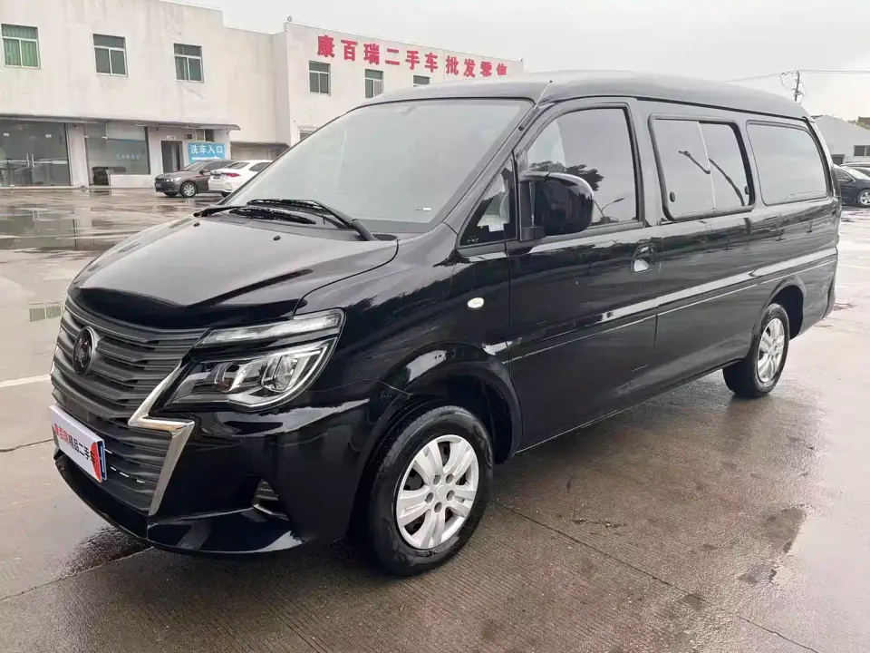 Dongfeng Fengxing Lingzhi M5L 1.6L Basic 7-seater 2023