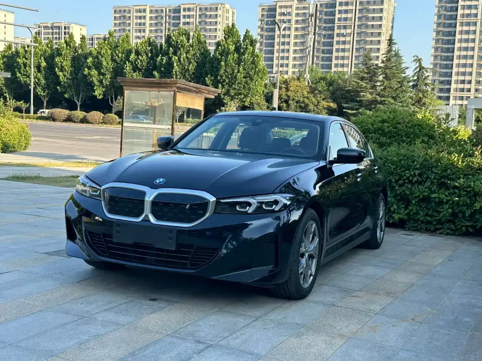 BMW i3 eDrive 35 L 2025