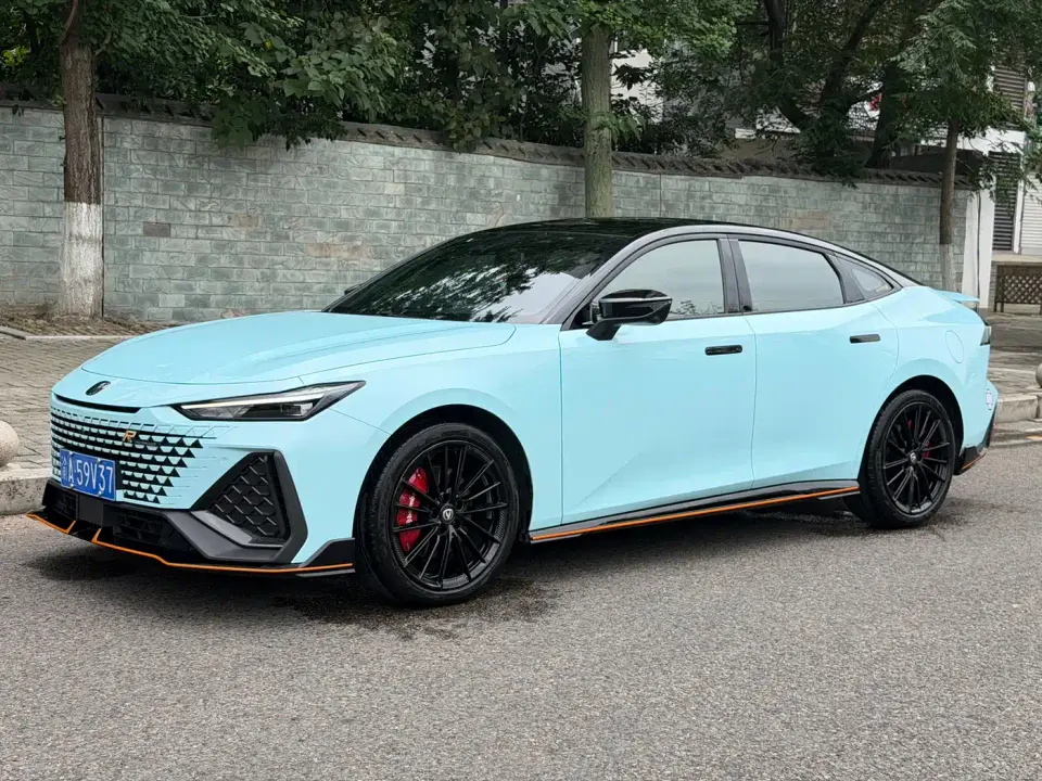 Changan UNI-V 2.0T Leading Speed Edition 2023