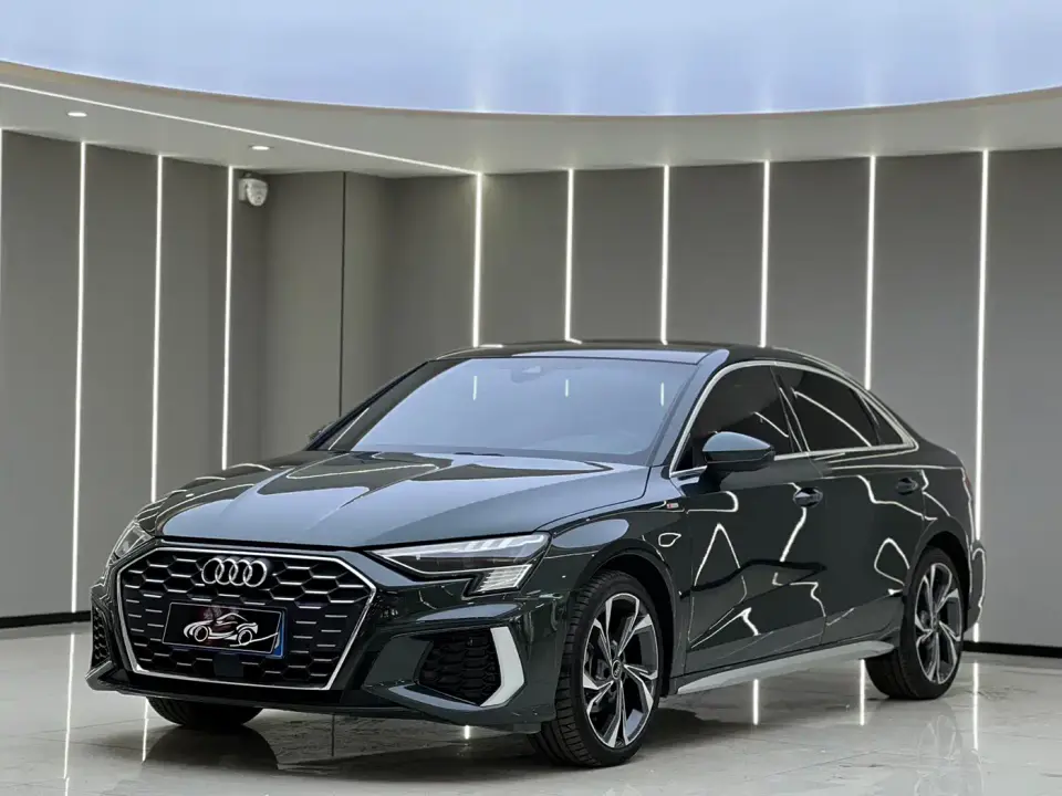 Audi A3 A3L Limousine 35 TFSI Luxury Sport 2023