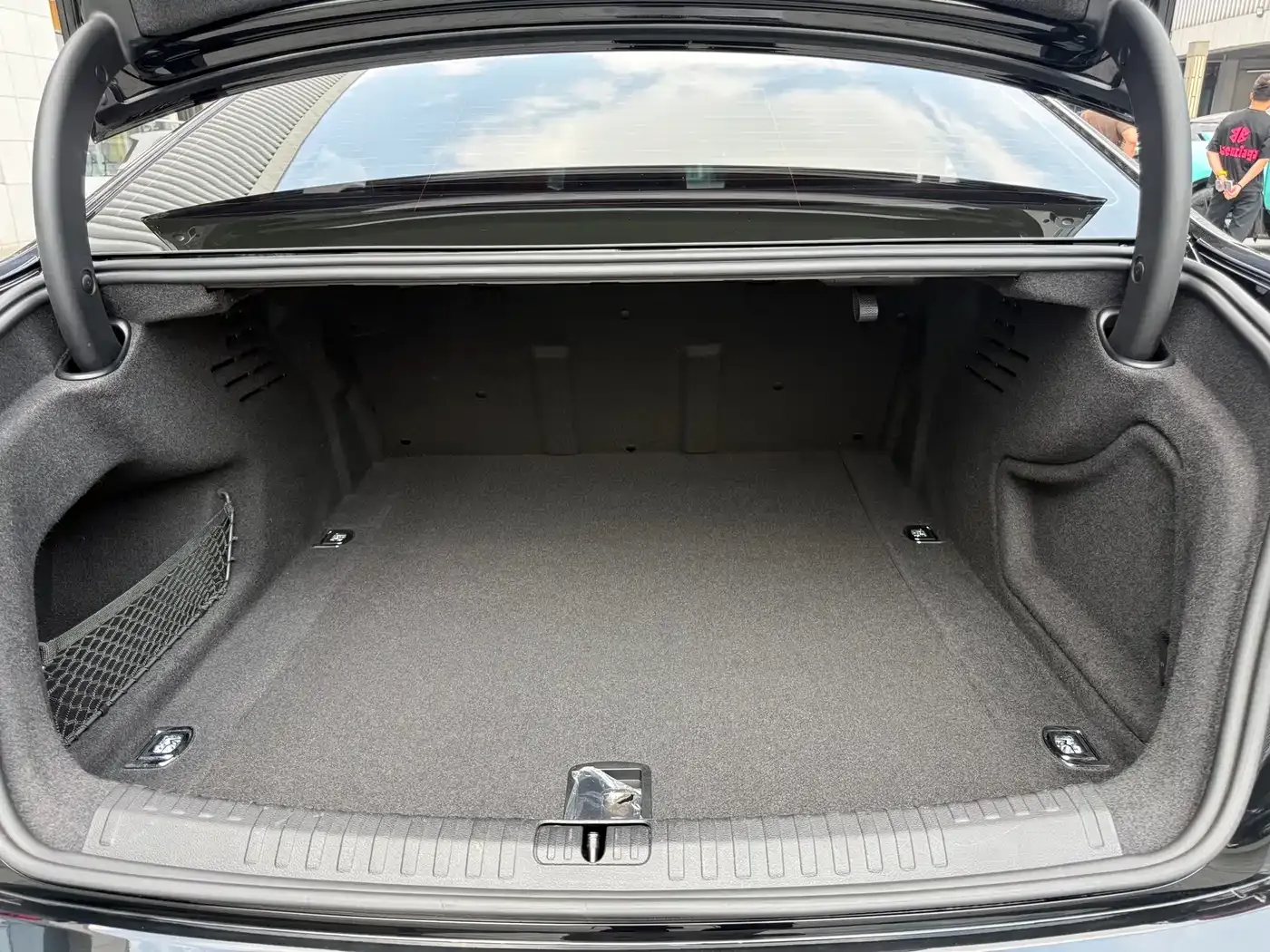 Audi A6L 55 TFSI quattro Premium Dynamic 2023 — фото 29