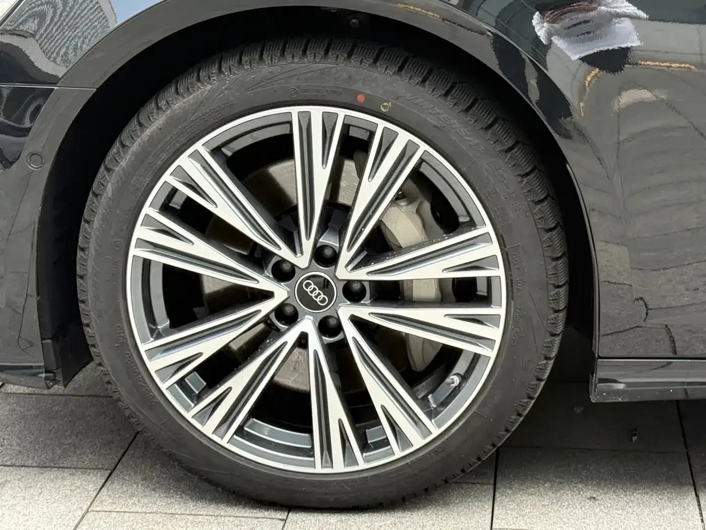 Audi A6L 55 TFSI quattro Premium Dynamic 2023 — фото 10