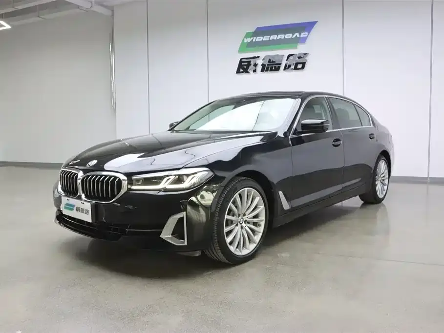 BMW 5 Series Facelift II 530Li Luxury Trim Premium Package 2022