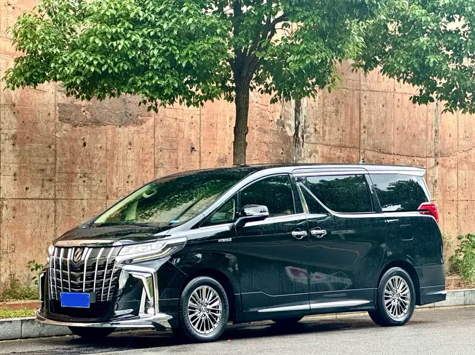 Toyota Alphard Hybrid 2.5L Premium Edition 2020