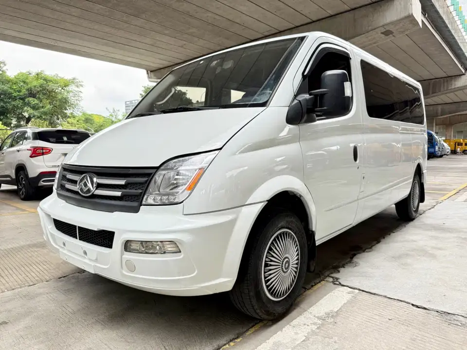 SAIC Maxus Xintu V80 2.0T Manual Classic Aoyuntong Long Wheelbase Ultra-low Roof (6/7/8/9 seats) 2023